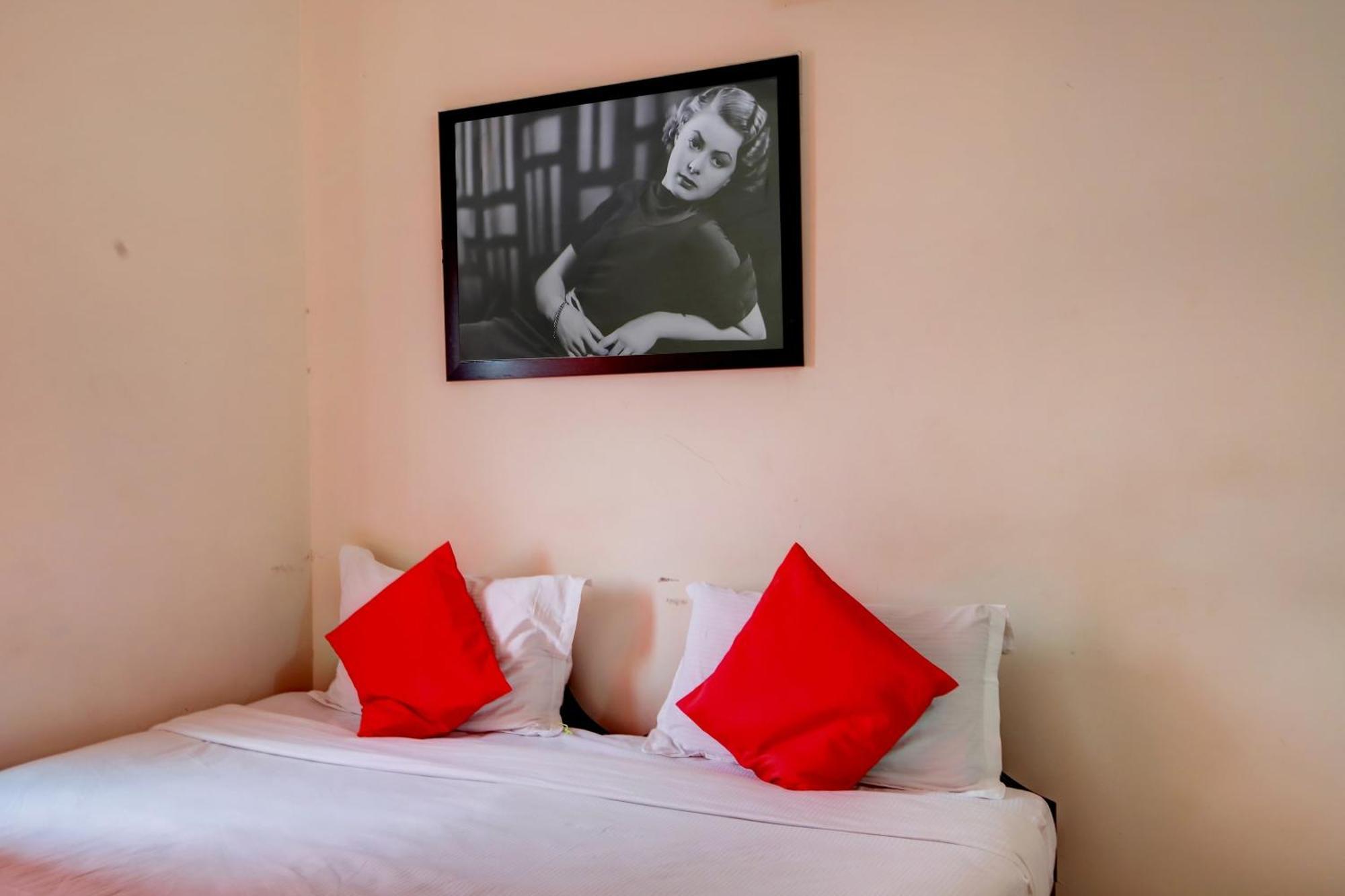 Hotel O Hotel Utsav Palace Bangalore Extérieur photo