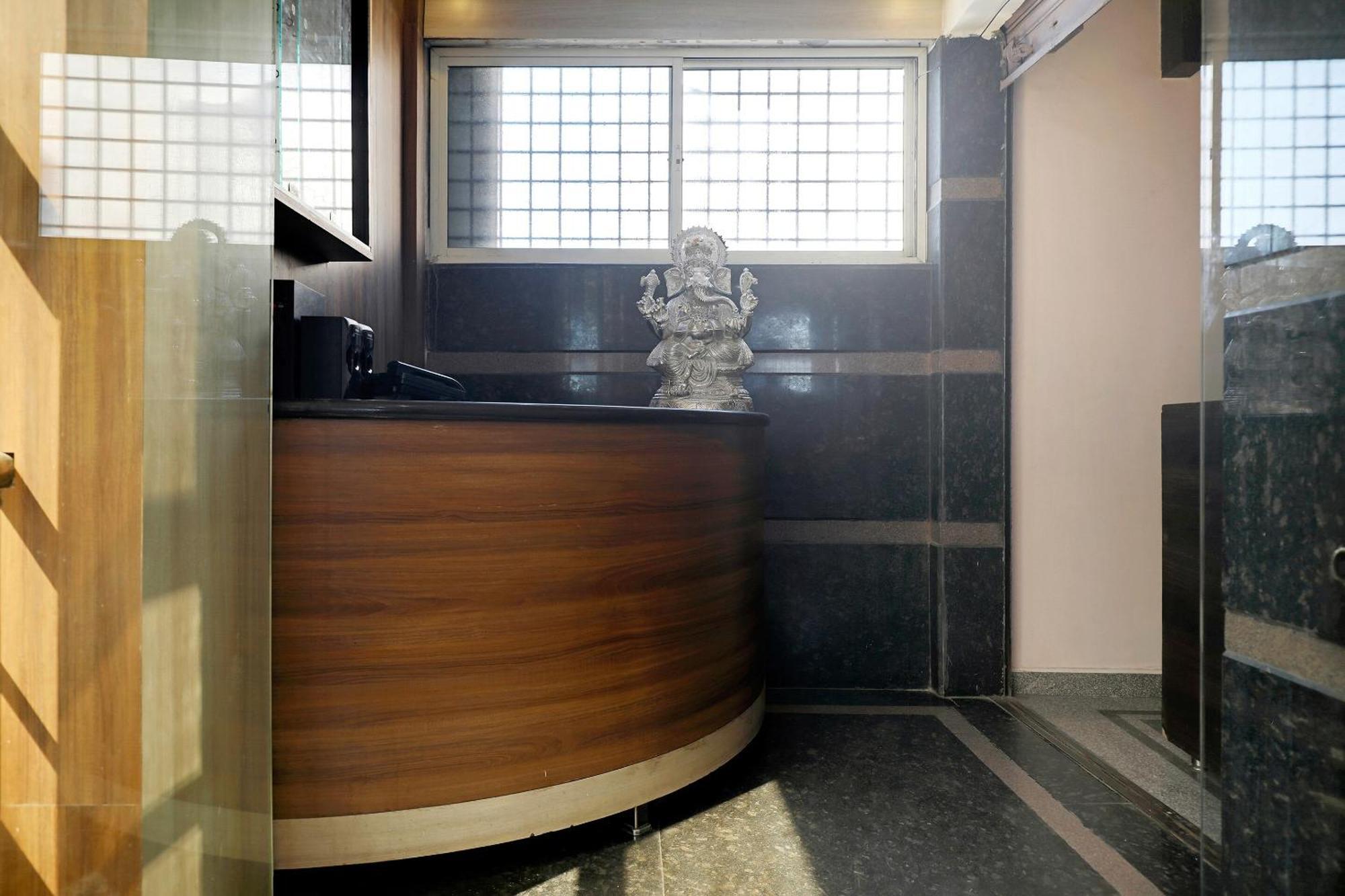 Hotel O Hotel Utsav Palace Bangalore Extérieur photo